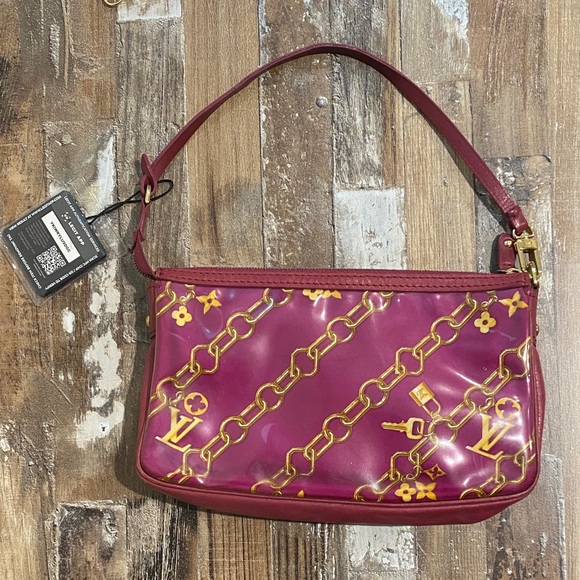 Louis Vuitton Charms Pochette with COA. Limited Edition! - Picture 4 of 12